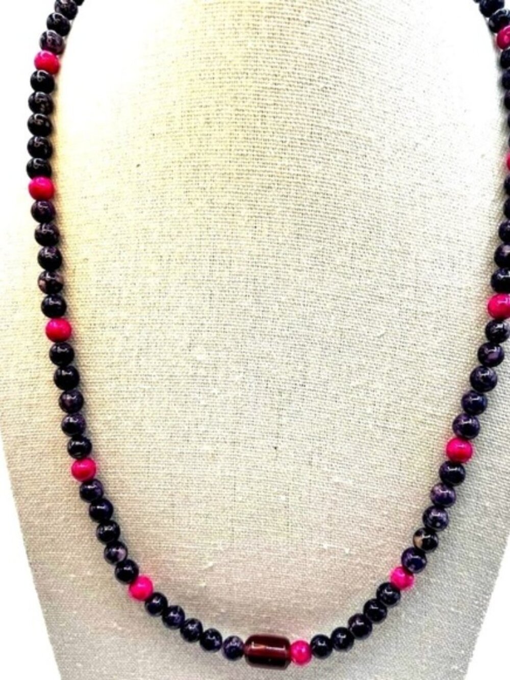 Beaded Necklace With Amethyst and Pink Crackle Quartz Beads